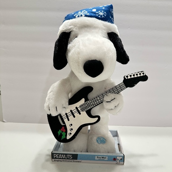 Snoopy | Holiday | New Peanuts Christmas Animated Plush Snoopy Wguitar ...